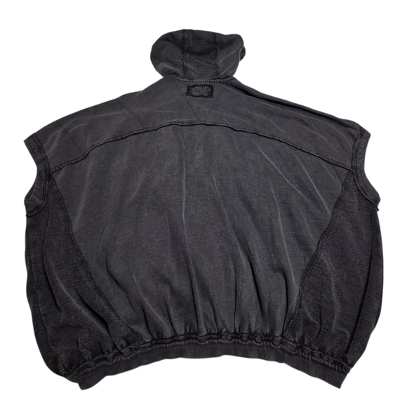 We The Free What’s Next Hooded Poncho Vest Washed Black Oversized Medium NWT - Picture 15 of 16